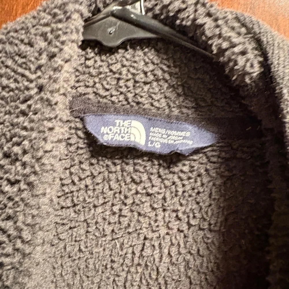 The North Face Dark Gray Hooded Fleece Jacket - Picture 2 of 3